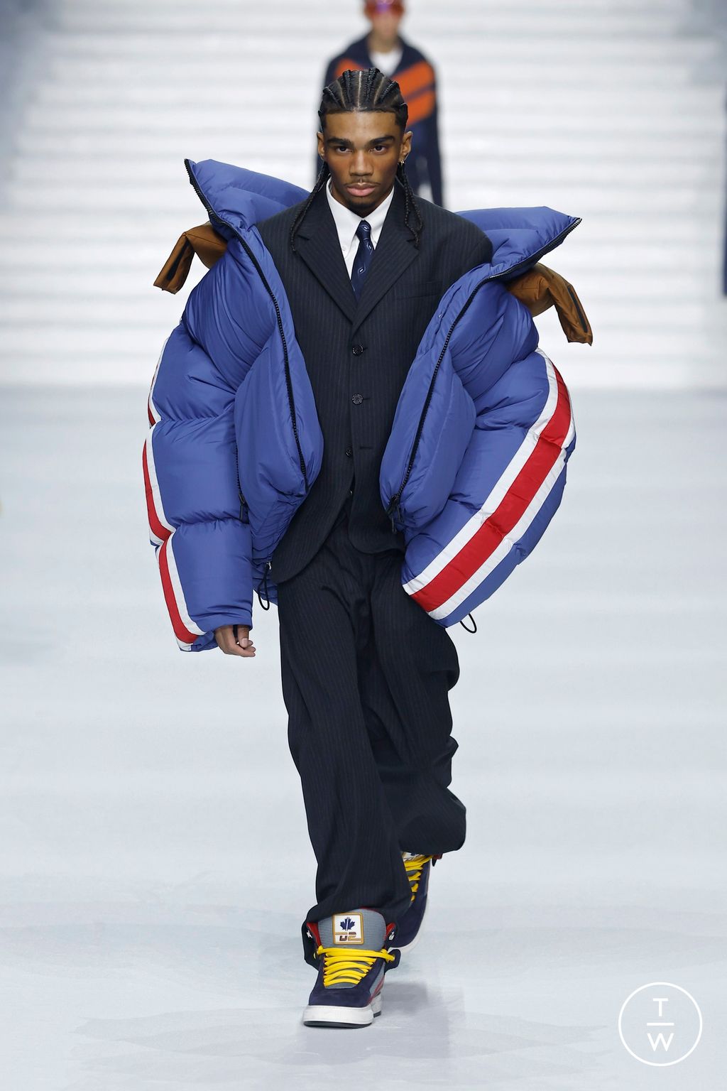 Fashion Week Milan Fall/Winter 2026 look 14 from the Dsquared2 collection menswear