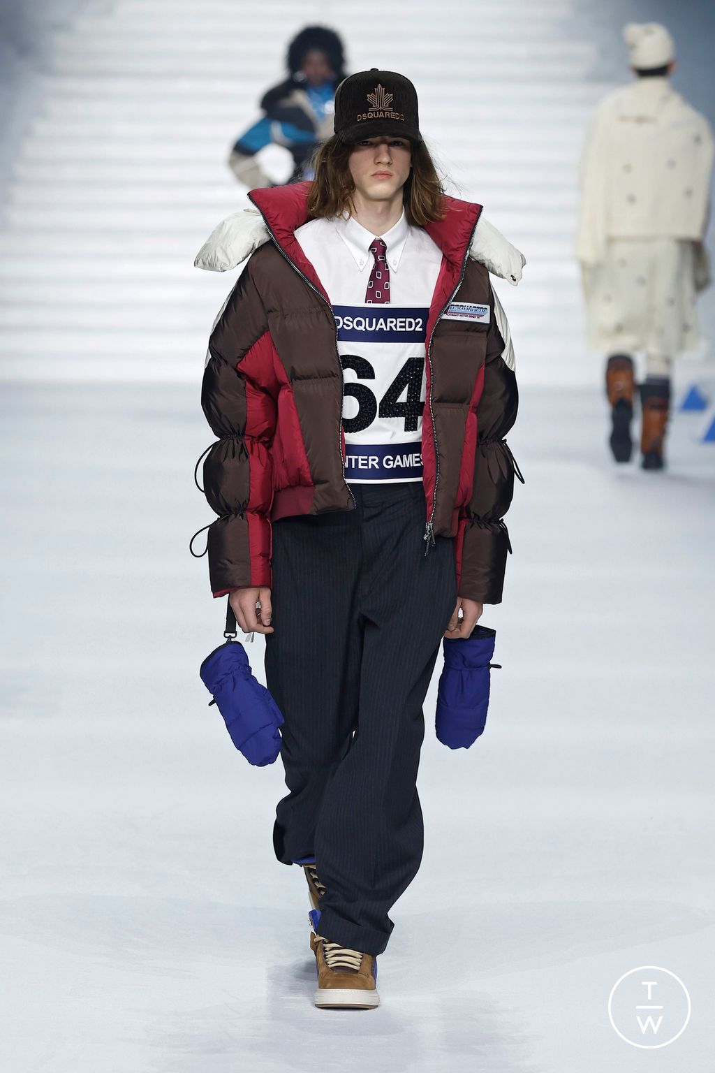 Fashion Week Milan Fall/Winter 2026 look 22 from the Dsquared2 collection menswear