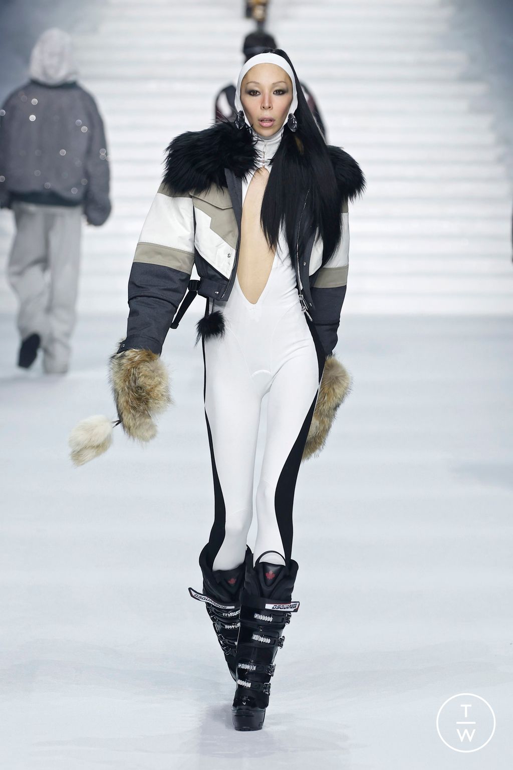 Fashion Week Milan Fall/Winter 2026 look 27 from the Dsquared2 collection menswear