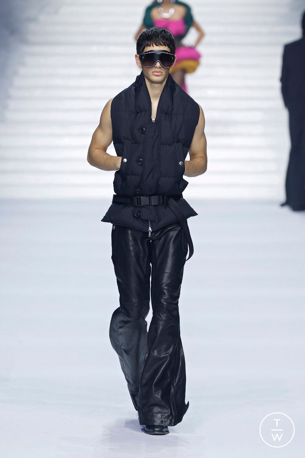 Fashion Week Milan Fall/Winter 2026 look 40 from the Dsquared2 collection menswear