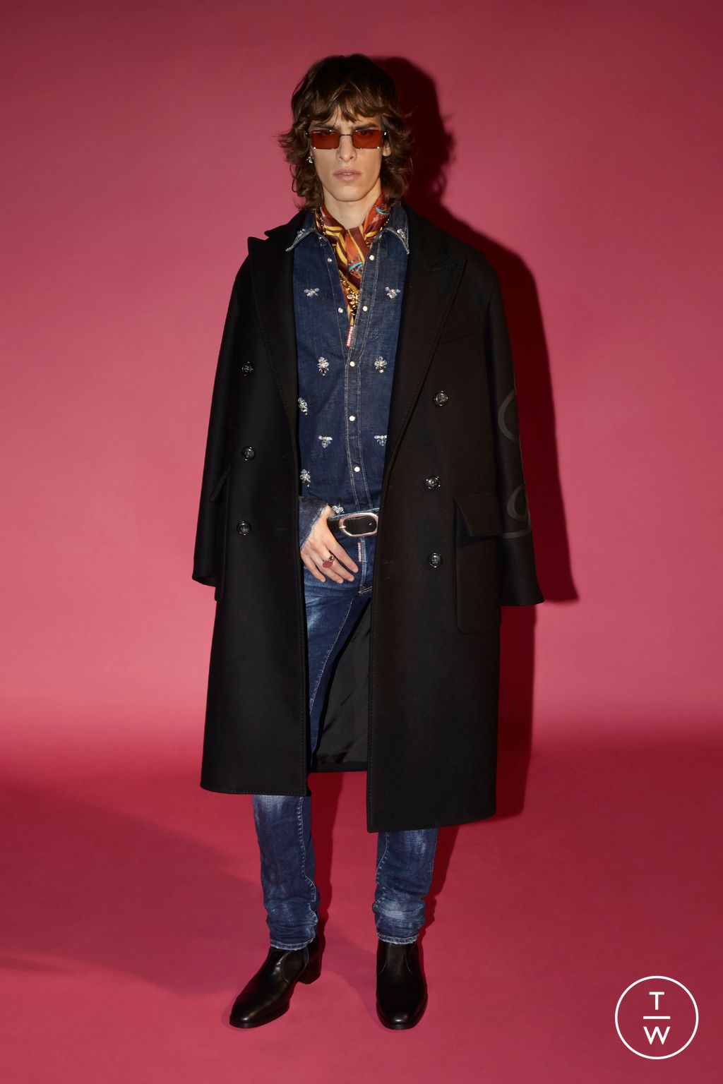 Fashion Week Milan Pre-Fall 2023 look 23 from the Dsquared2 collection 男装