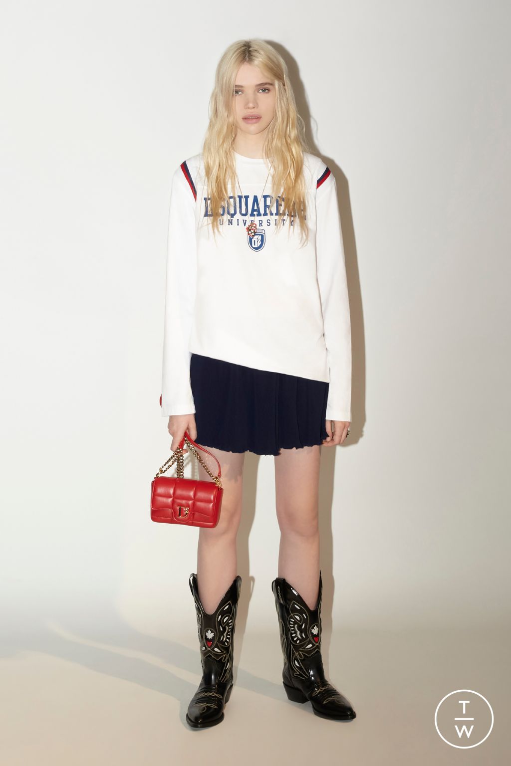 Fashion Week Milan Pre-Fall 2023 look 16 from the Dsquared2 collection 女装