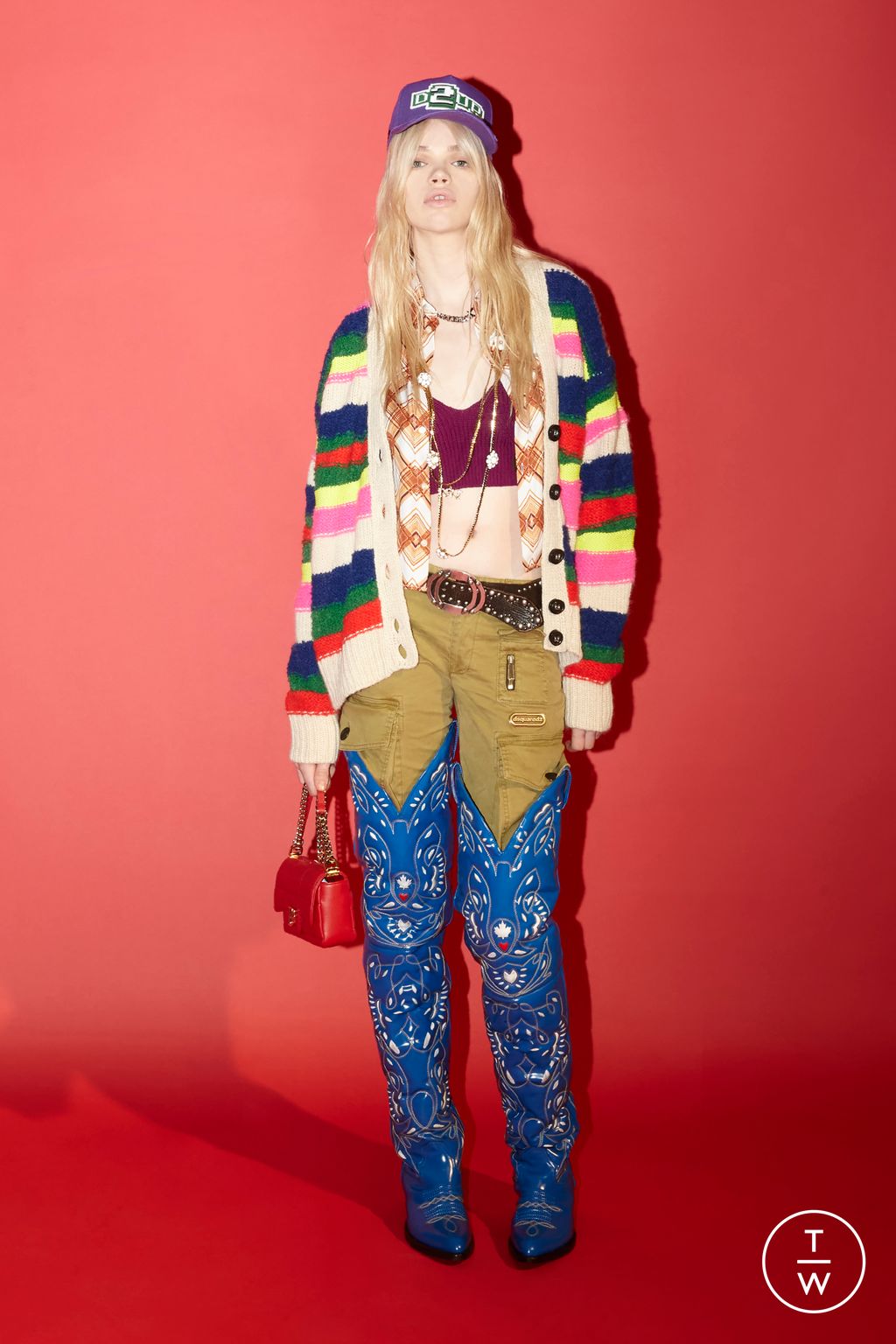 Fashion Week Milan Pre-Fall 2023 look 3 from the Dsquared2 collection 女装