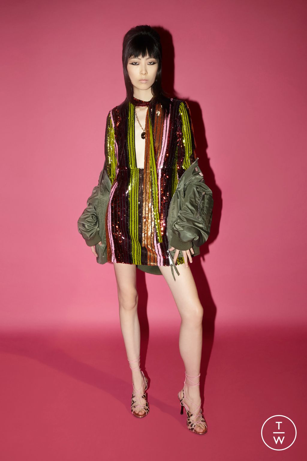 Fashion Week Milan Pre-Fall 2023 look 30 from the Dsquared2 collection 女装