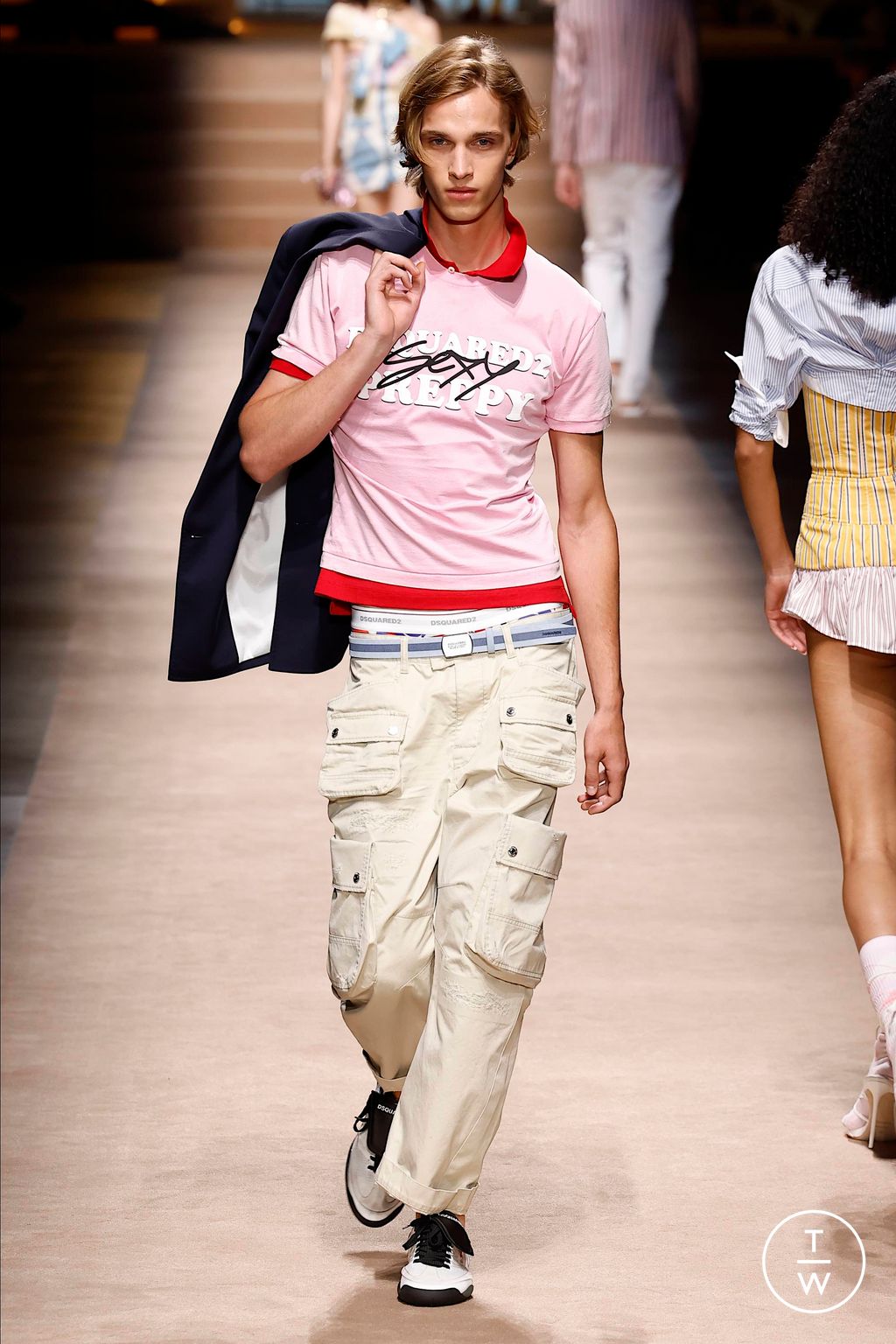 Fashion Week Milan Spring/Summer 2024 look 4 from the Dsquared2 collection menswear