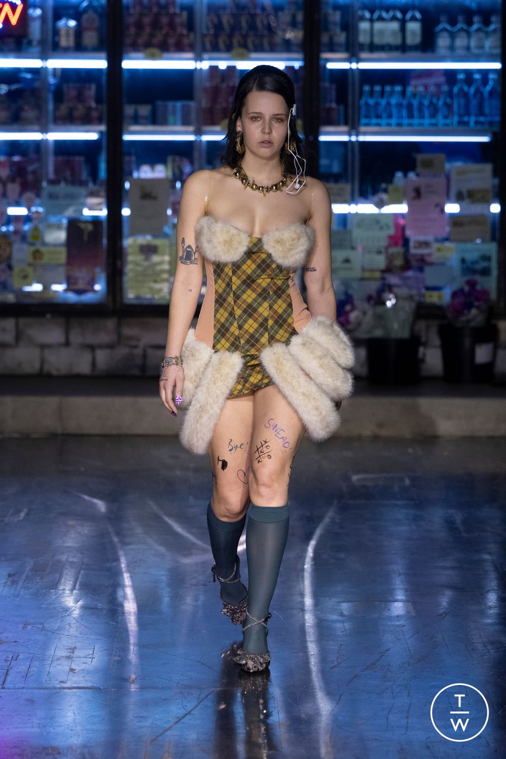 Fashion Week London Fall/Winter 2024 look 11 de la collection Sinead Gorey womenswear