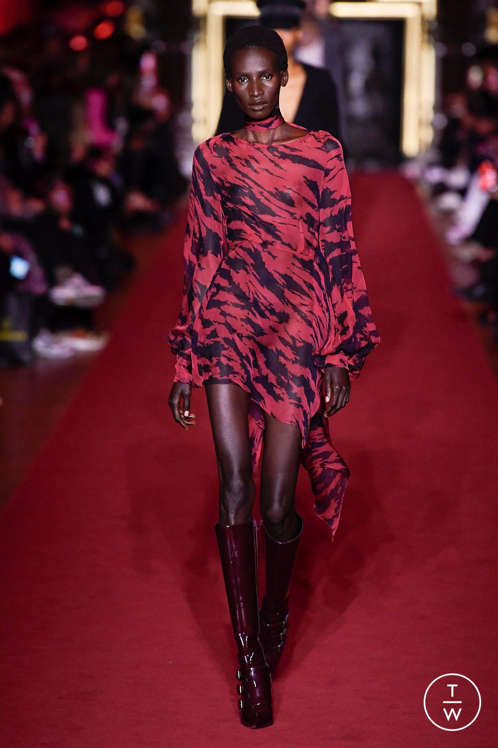 Fashion Week Paris Fall/Winter 2023 look 10 from the Dundas collection womenswear