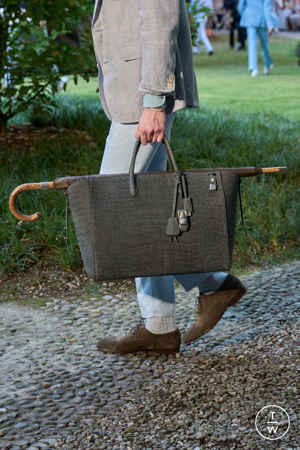 Fashion Week Milan Spring/Summer 2026 look 23 de la collection Dunhill menswear accessories