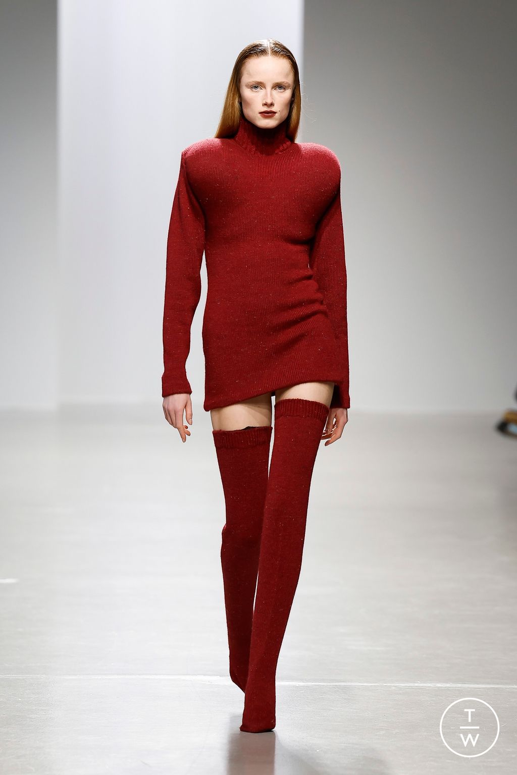 Fashion Week Paris Fall/Winter 2024 look 1 from the Duran Lantink collection 女装