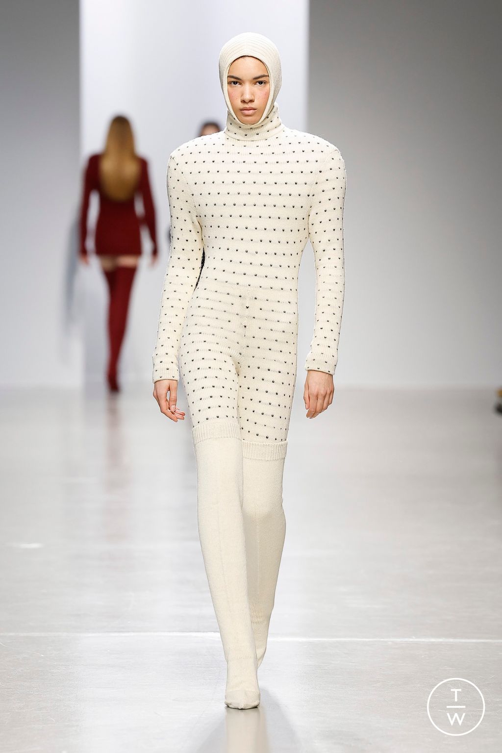 Fashion Week Paris Fall/Winter 2024 look 3 from the Duran Lantink collection womenswear