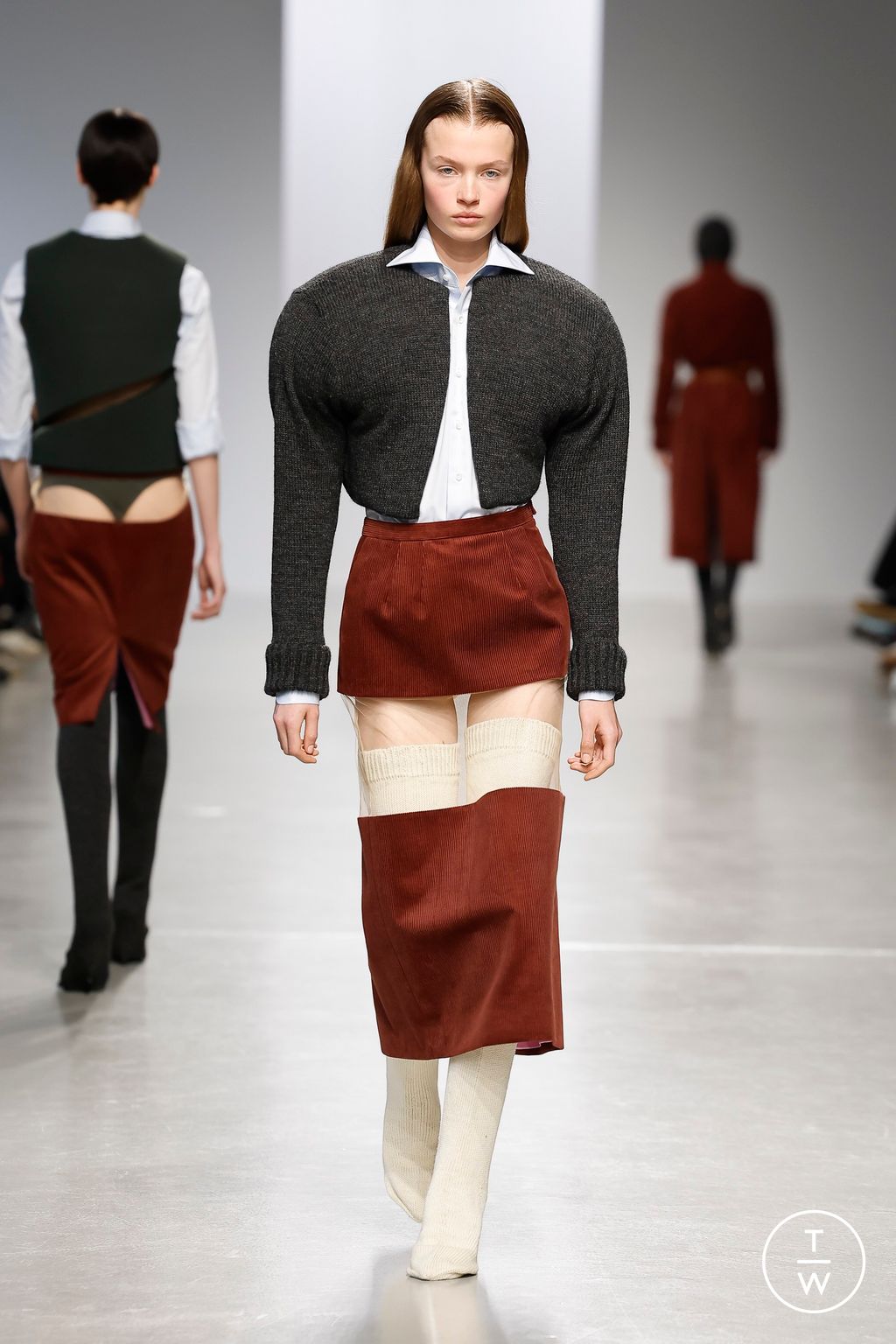 Fashion Week Paris Fall/Winter 2024 look 10 from the Duran Lantink collection womenswear