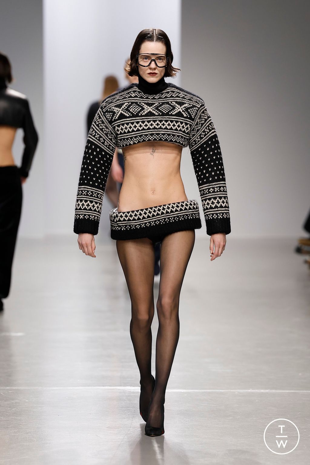Fashion Week Paris Fall/Winter 2024 look 34 from the Duran Lantink collection womenswear