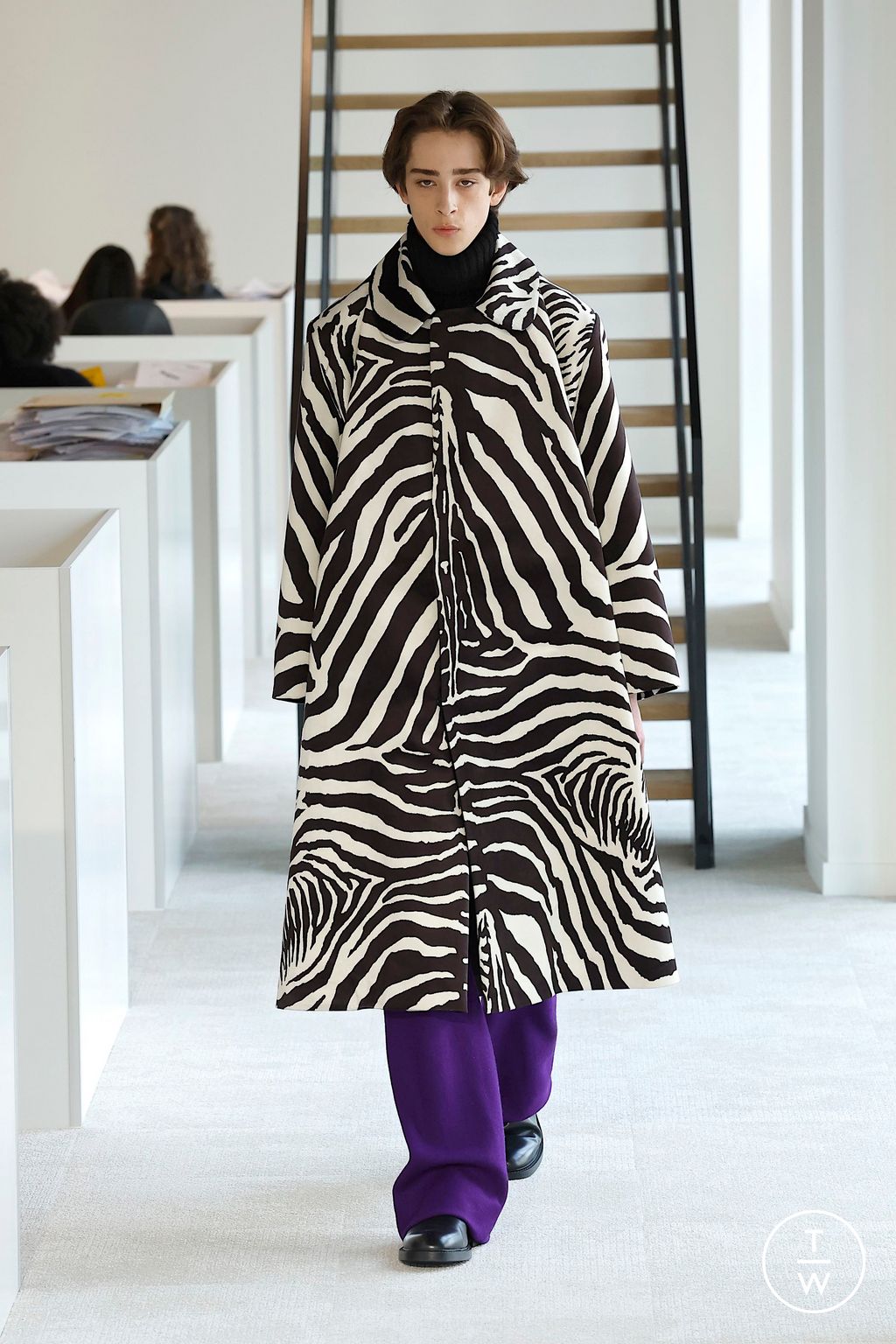 Fashion Week Paris Fall/Winter 2025 look 7 from the Duran Lantink collection womenswear