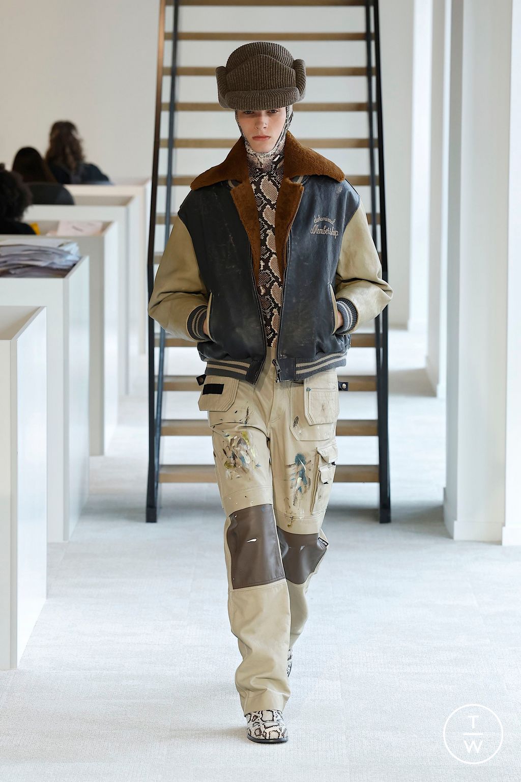 Fashion Week Paris Fall/Winter 2025 look 25 from the Duran Lantink collection womenswear