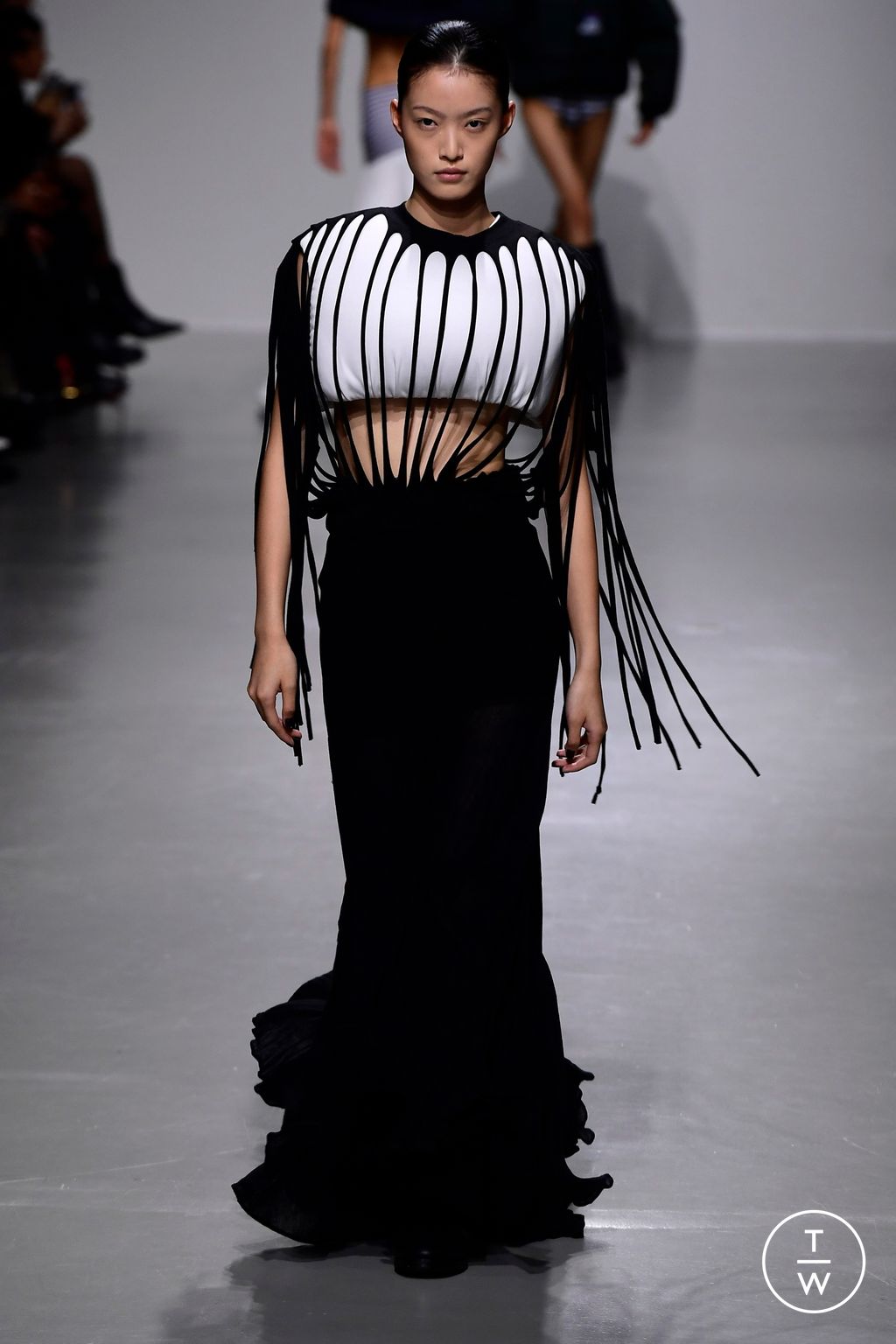 Fashion Week Paris Spring/Summer 2024 look 14 from the Duran Lantink collection womenswear