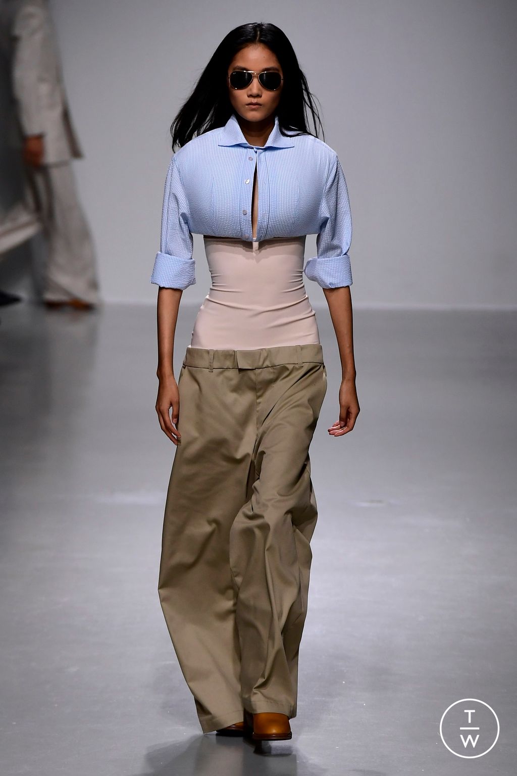 Fashion Week Paris Spring/Summer 2024 look 36 de la collection Duran Lantink womenswear