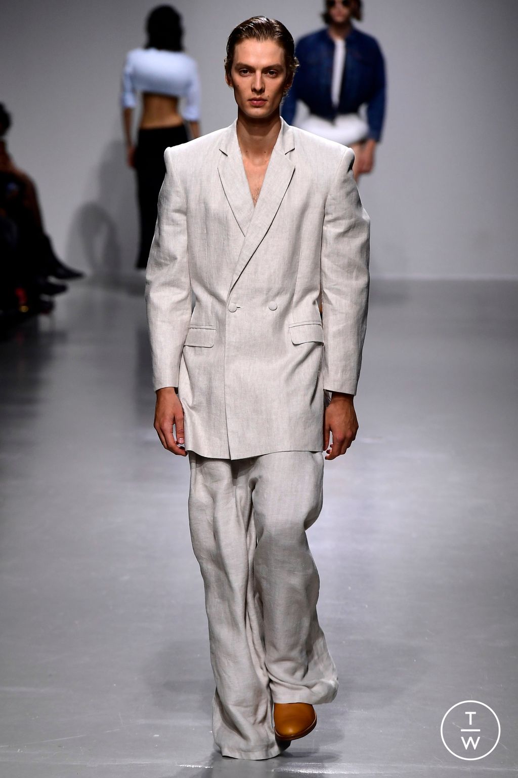 Fashion Week Paris Spring/Summer 2024 look 37 from the Duran Lantink collection 女装