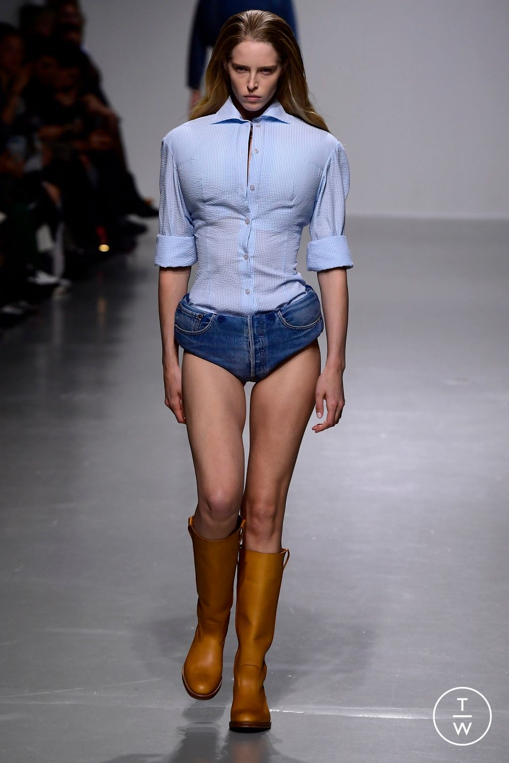 Fashion Week Paris Spring/Summer 2024 look 40 from the Duran Lantink collection 女装