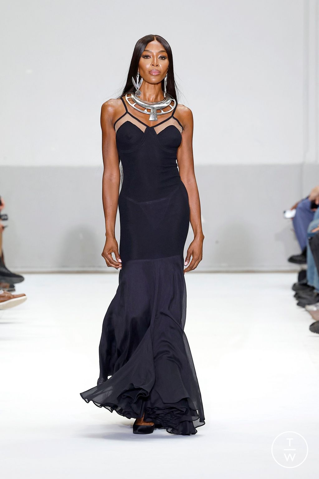 Fashion Week Paris Spring/Summer 2025 look 43 from the Duran Lantink collection 女装