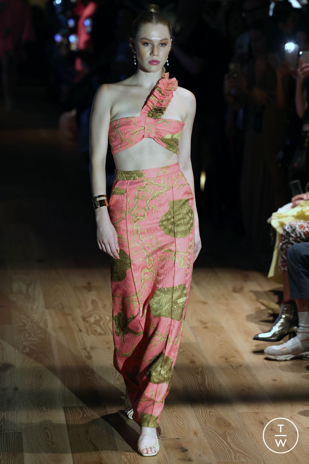 Fashion Week New York Spring/Summer 2024 look 10 de la collection Dur Doux womenswear