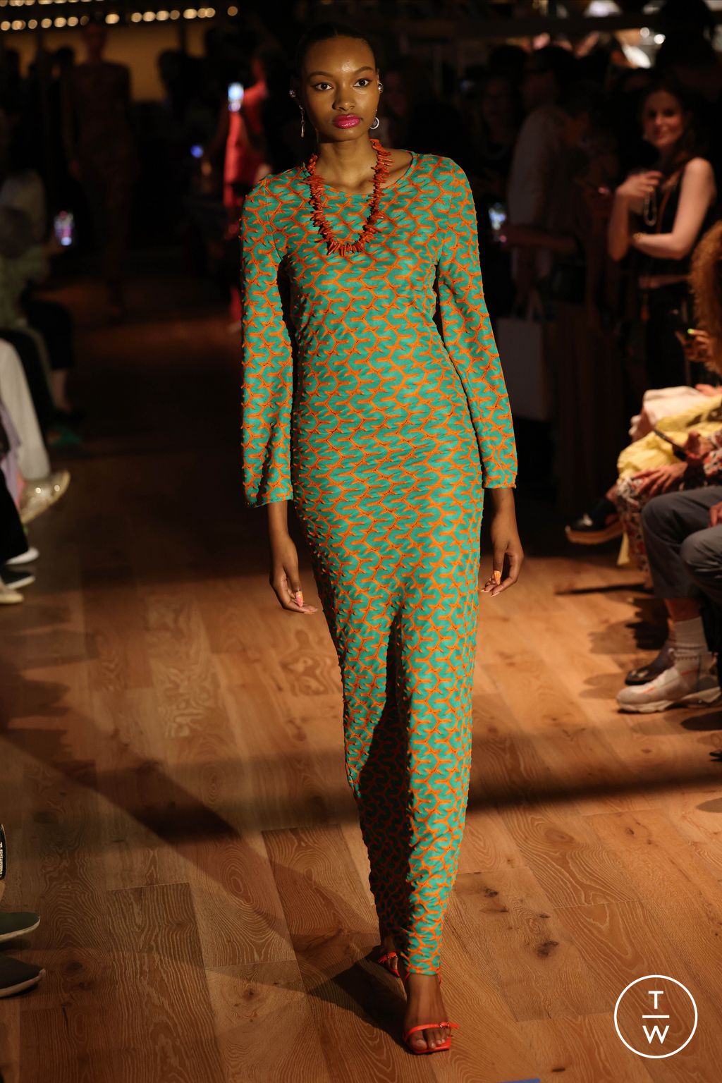 Fashion Week New York Spring/Summer 2024 look 25 de la collection Dur Doux womenswear