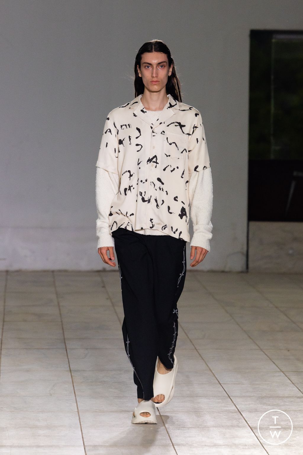 Fashion Week Florence - Pitti Spring/Summer 2023 look 4 de la collection LI-NING + SOULLAND menswear