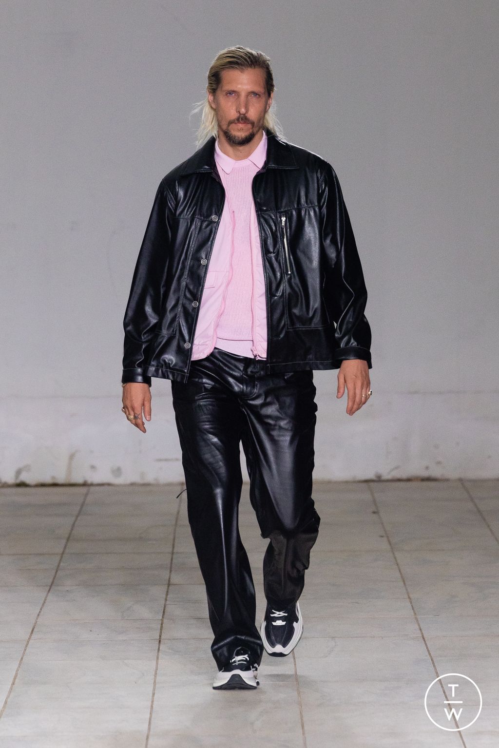 Fashion Week Florence - Pitti Spring/Summer 2023 look 31 from the LI-NING + SOULLAND collection 男装