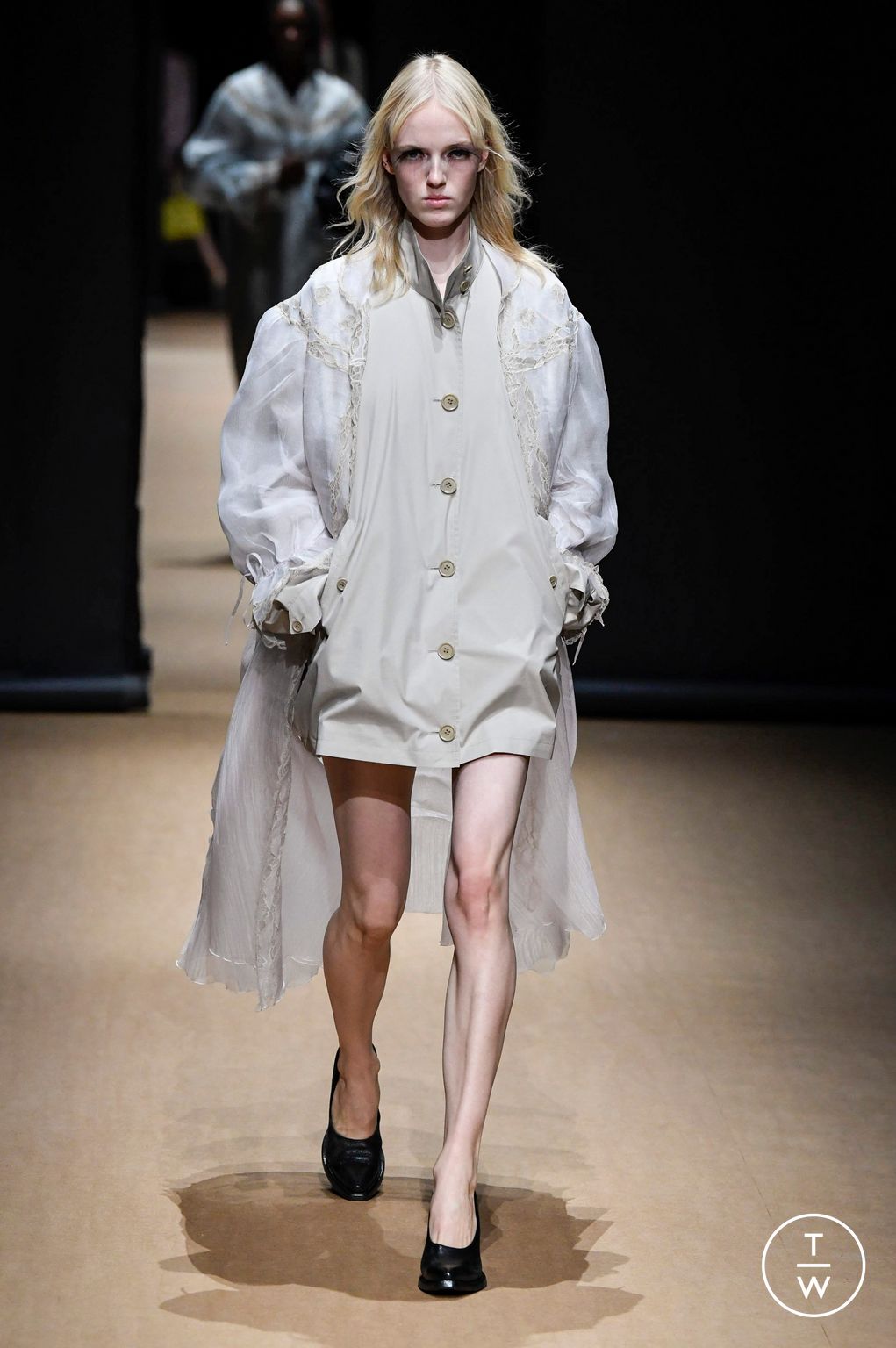 Fashion Week Milan Spring/Summer 2023 look 27 from the Prada collection 女装