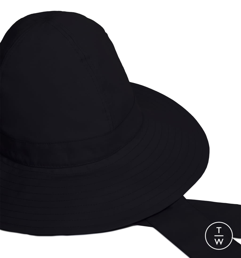 Fashion Week Paris Spring/Summer 2021 look 44 from the Ami collection womenswear accessories