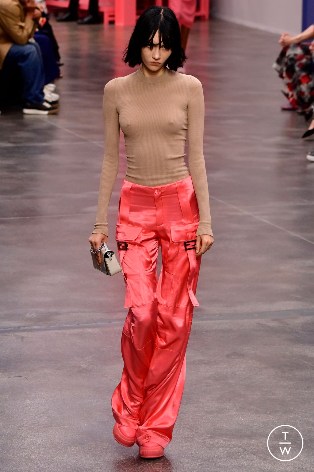 Fashion Week Milan Spring/Summer 2023 look 54 de la collection Fendi womenswear