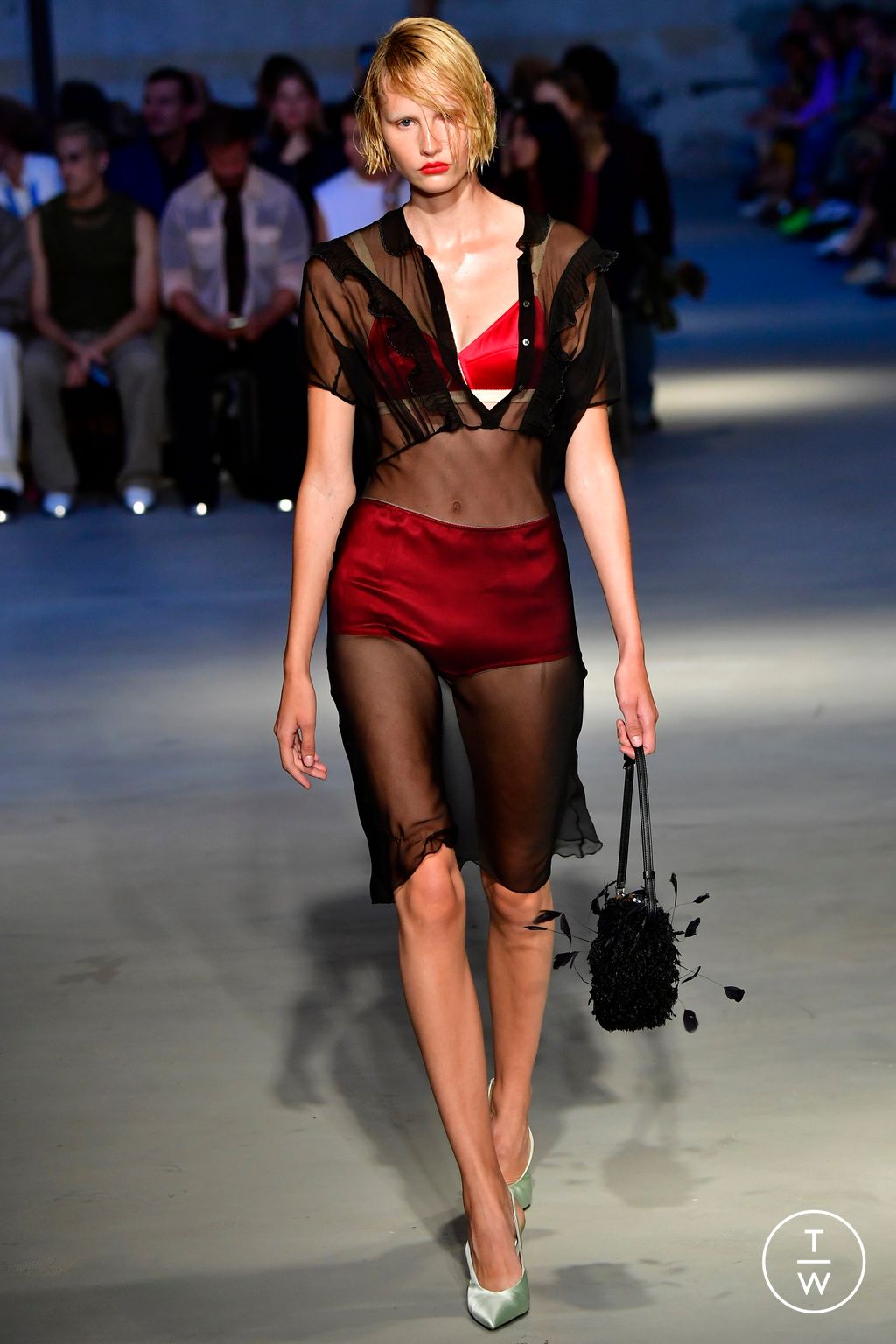 Fashion Week Milan Spring/Summer 2023 look 8 de la collection N°21 womenswear