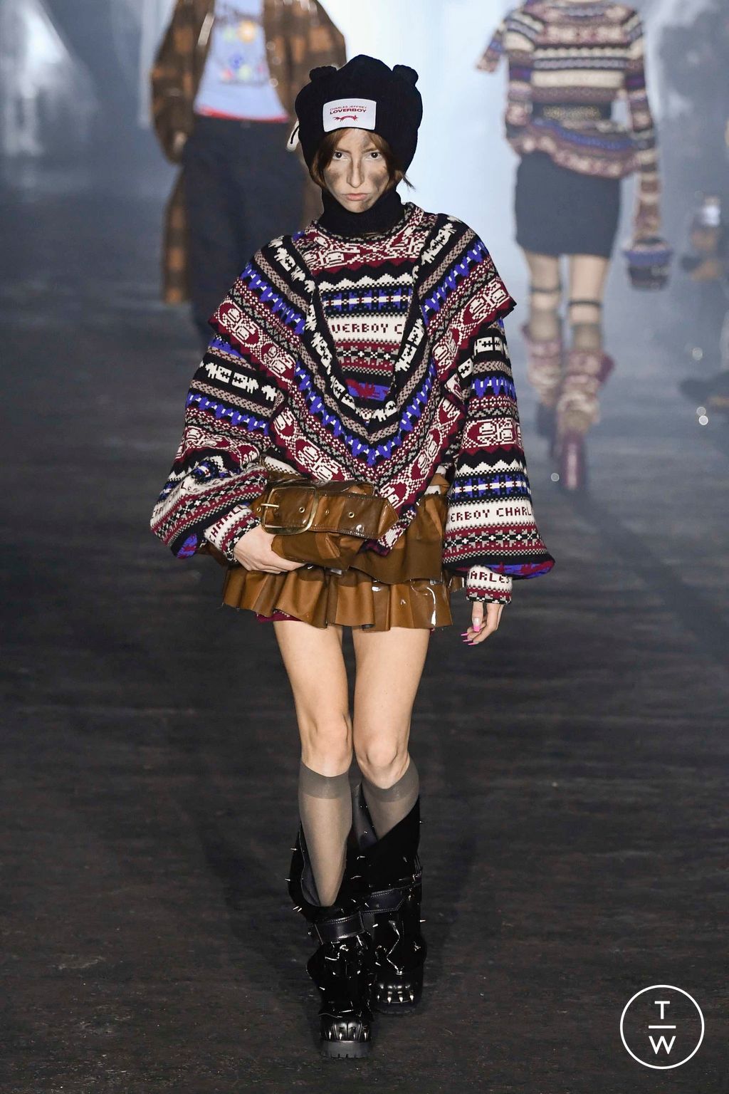 Fashion Week Milan Fall/Winter 2023 look 19 de la collection Charles Jeffrey LOVERBOY menswear