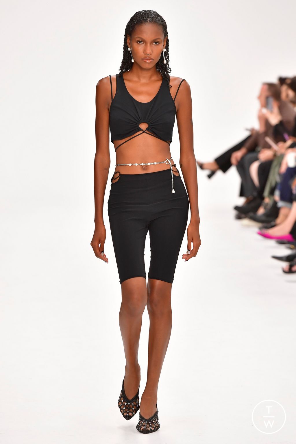Fashion Week London Spring/Summer 2023 look 27 from the Nensi Dojaka collection womenswear