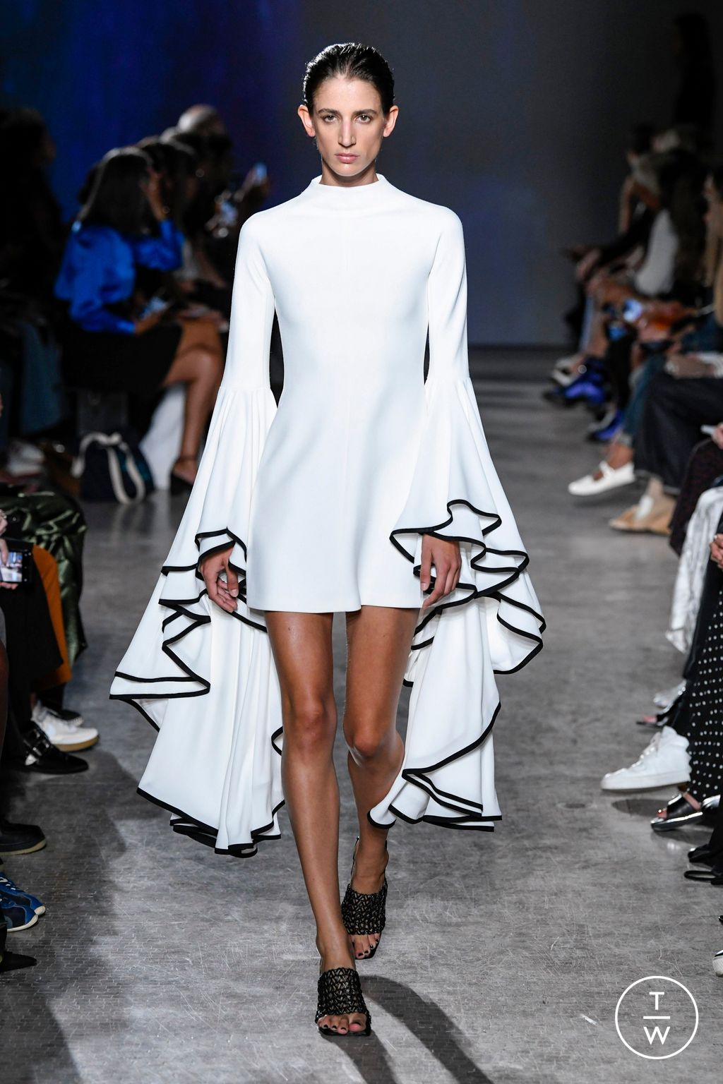 Fashion Week New York Spring/Summer 2023 look 27 from the Proenza Schouler collection 女装