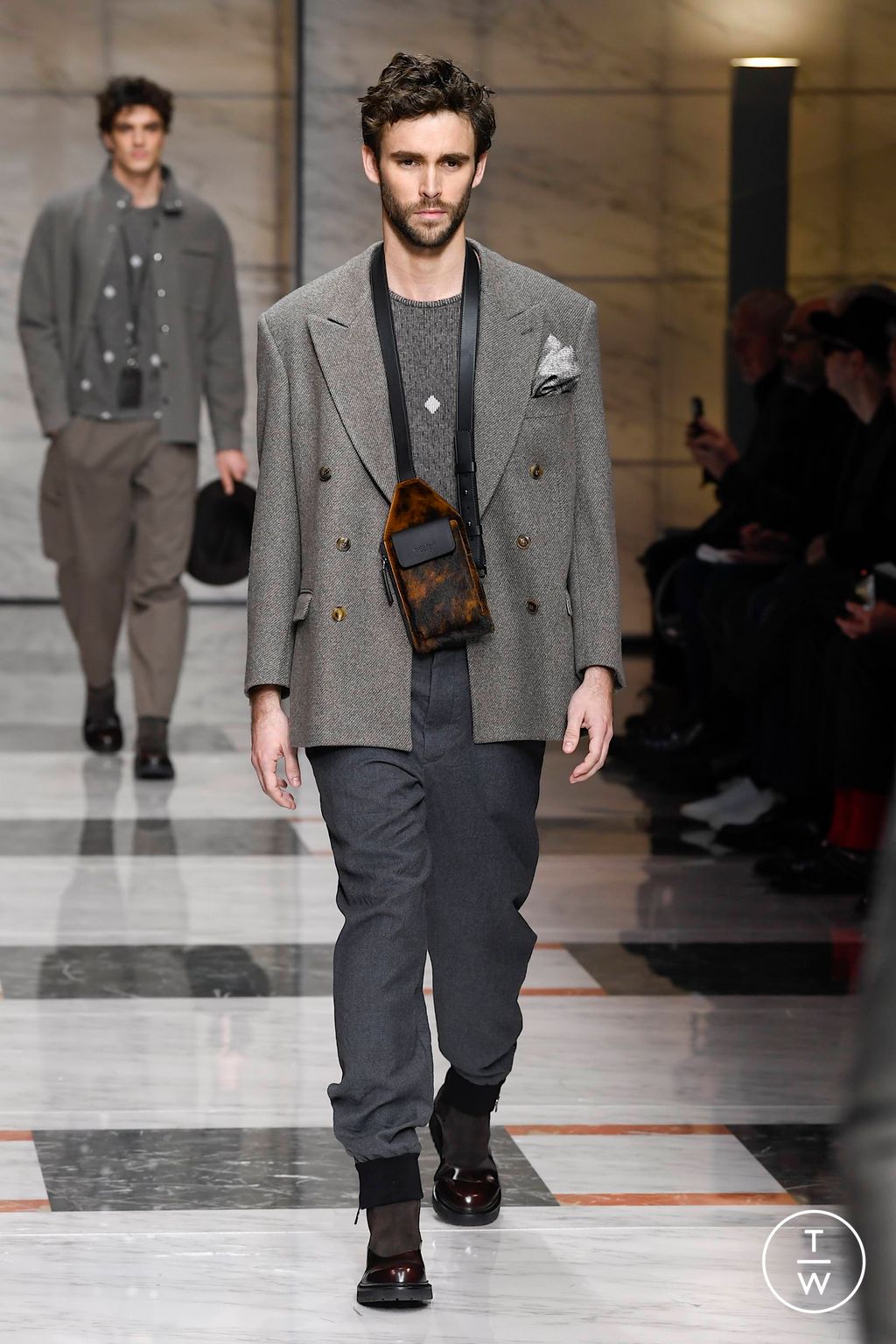 Fashion Week Milan Fall/Winter 2023 look 17 from the Giorgio Armani collection menswear