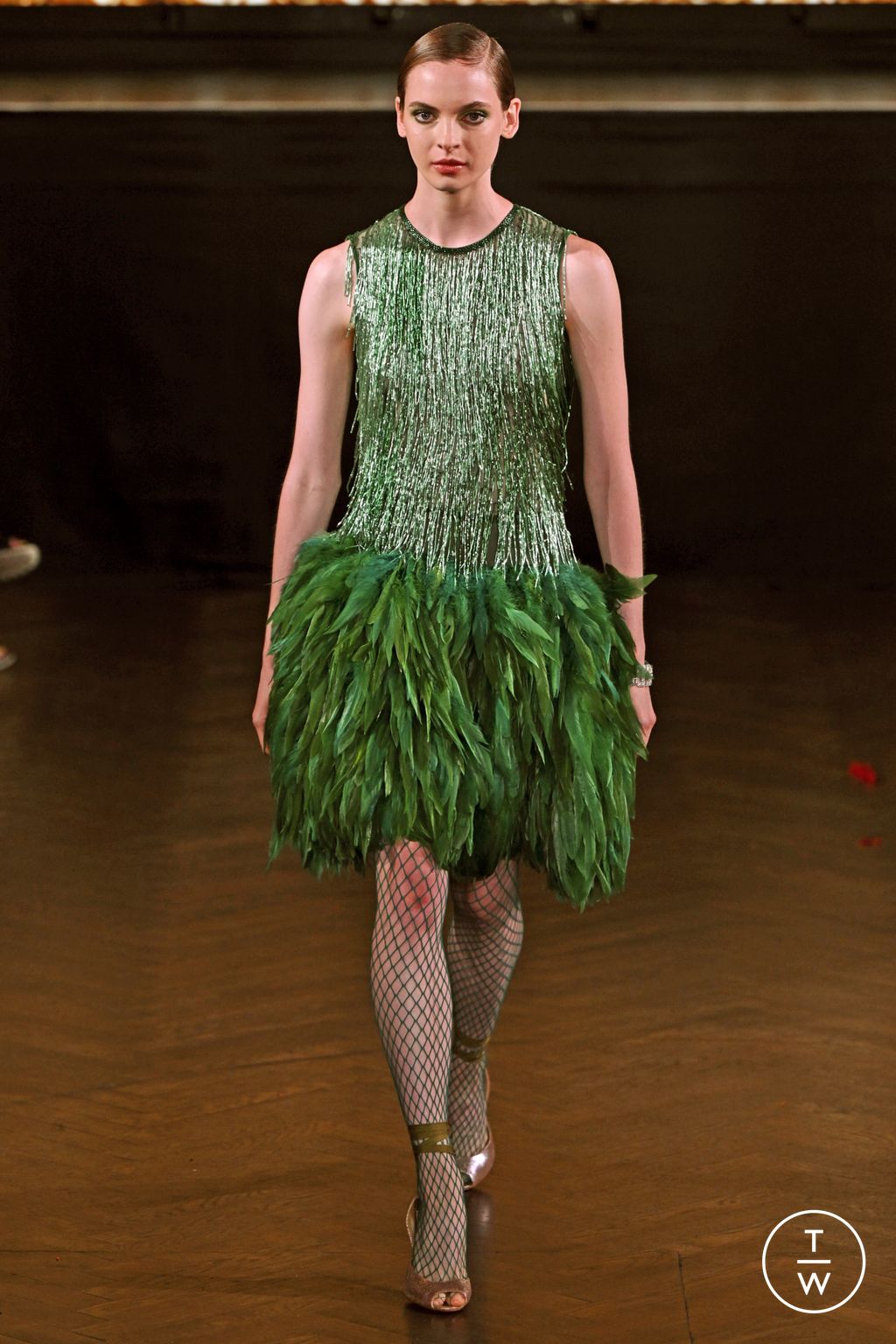 Fashion Week New York Spring/Summer 2023 look 35 from the Naeem Khan collection 女装
