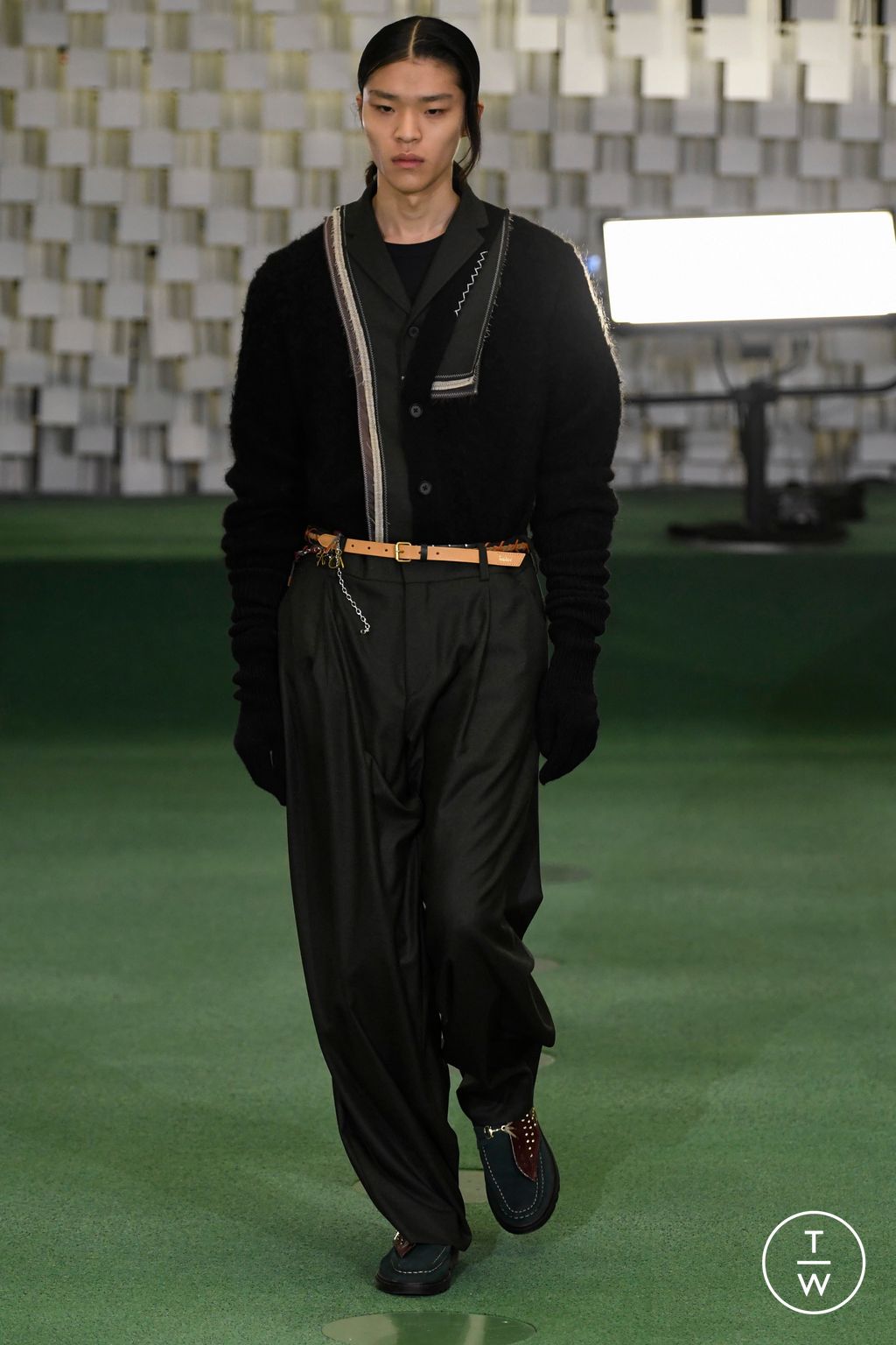 Fashion Week Paris Fall/Winter 2023 look 40 from the Kolor collection menswear