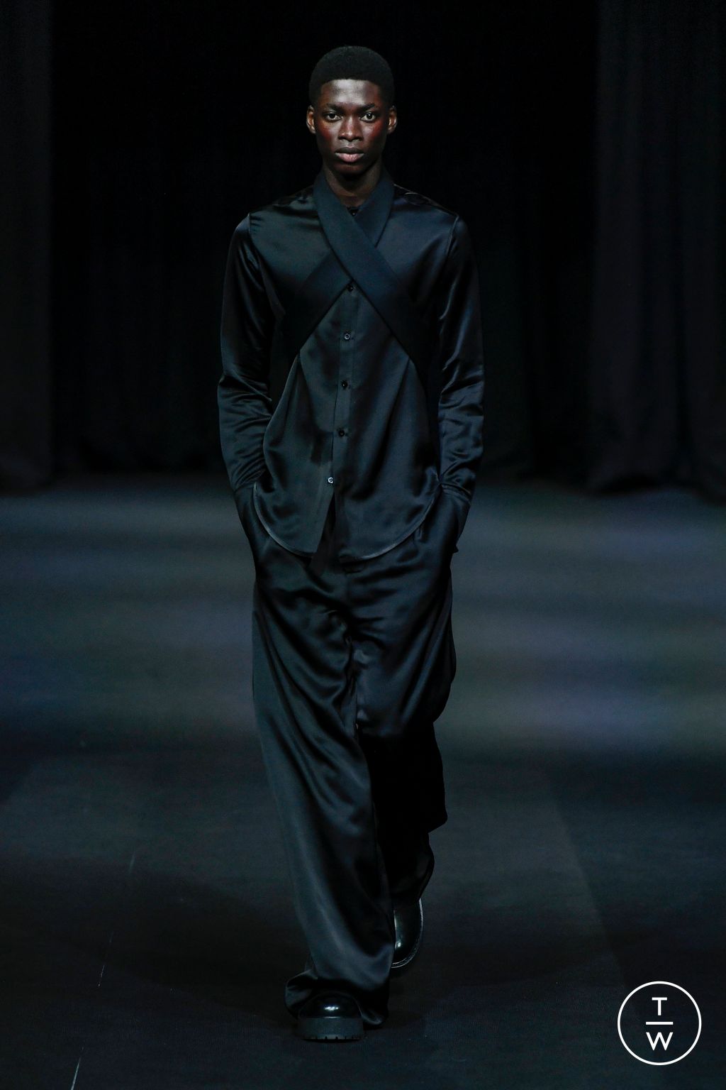 Fashion Week London Spring/Summer 2023 look 27 from the Daniel W Fletcher collection 女装