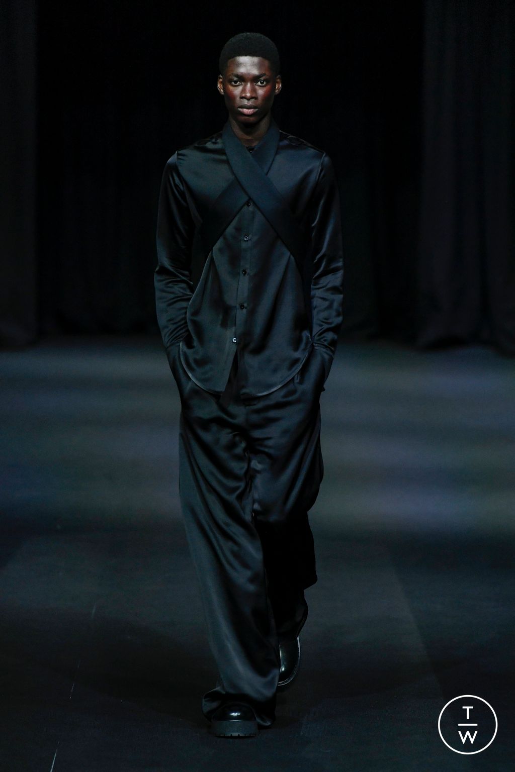 Fashion Week London Spring/Summer 2023 look 27 from the Daniel W Fletcher collection womenswear
