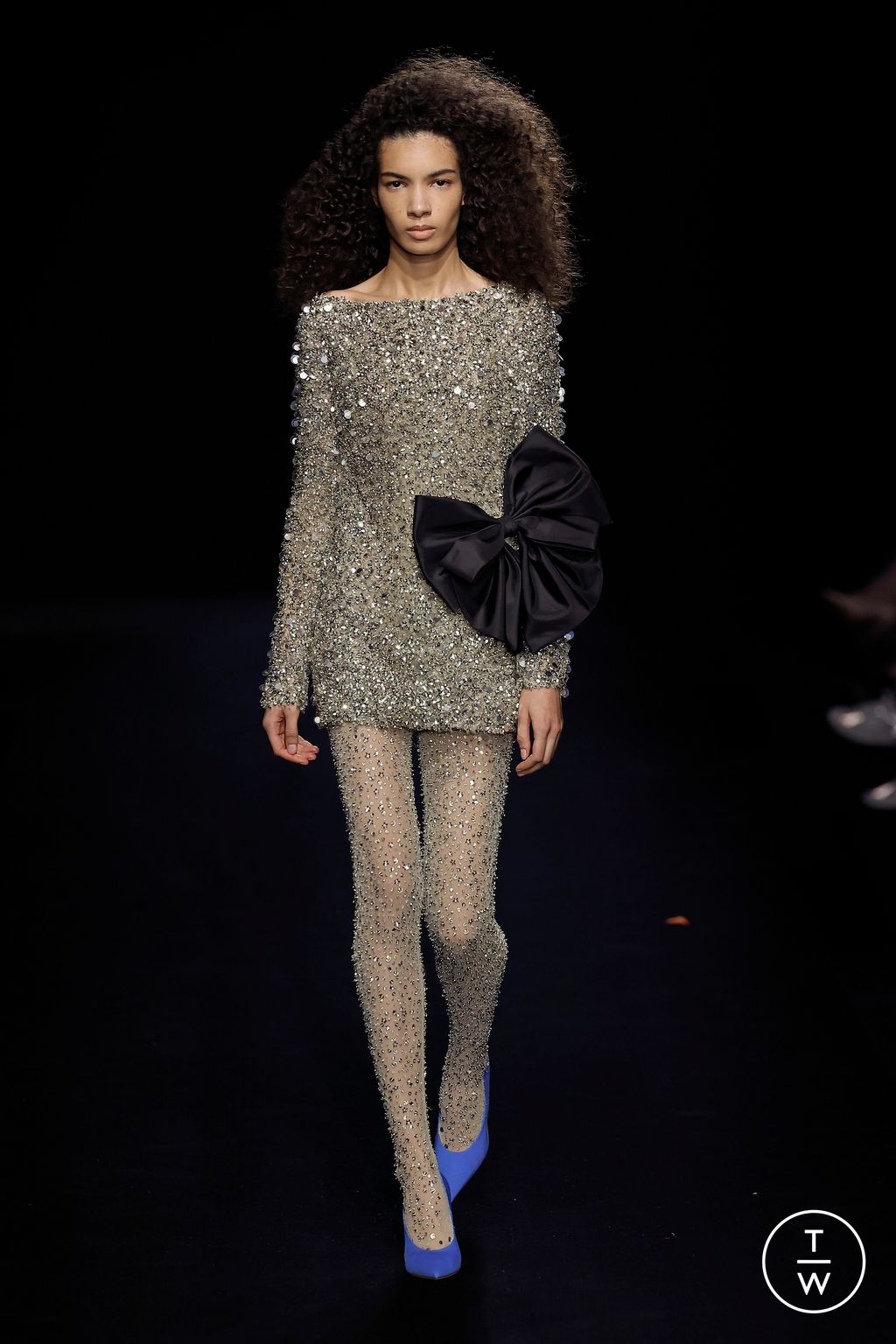 Fashion Week Paris Spring/Summer 2023 look 68 from the Valentino collection 高级定制
