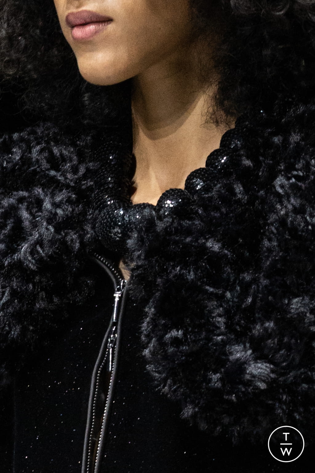 Fashion Week Milan Fall/Winter 2022 look 79 from the Emporio Armani collection womenswear accessories