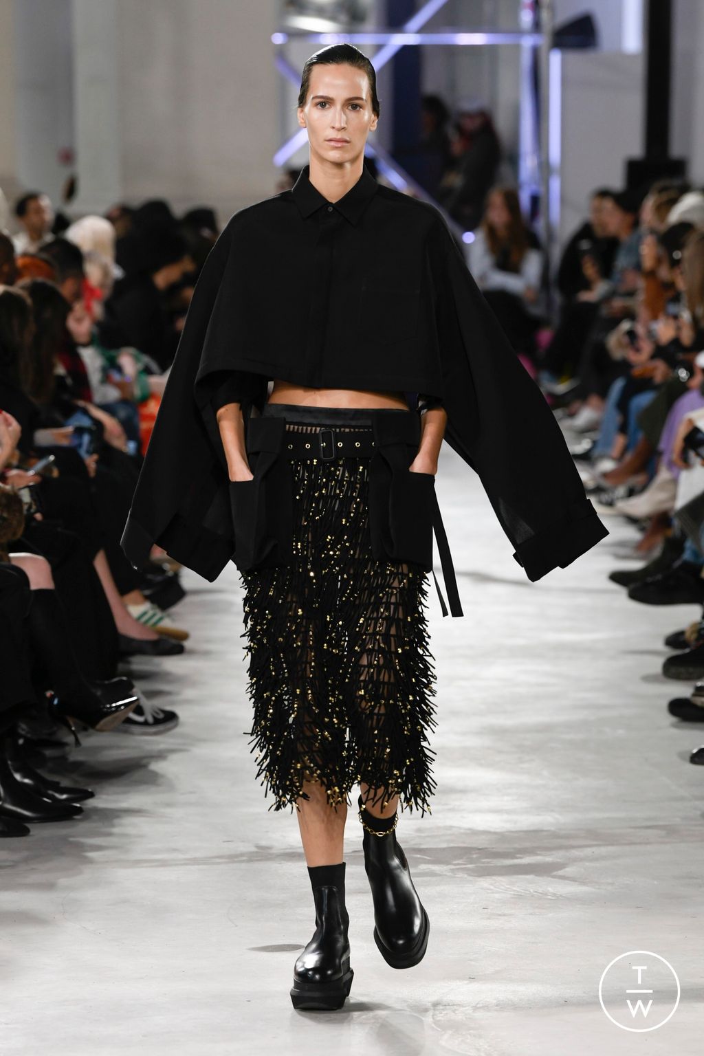 Fashion Week Paris Spring/Summer 2023 look 23 from the Sacai collection 女装
