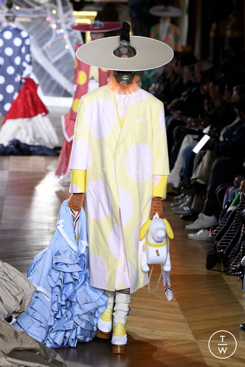 Fashion Week Paris Spring/Summer 2023 look 43 from the Thom Browne collection womenswear