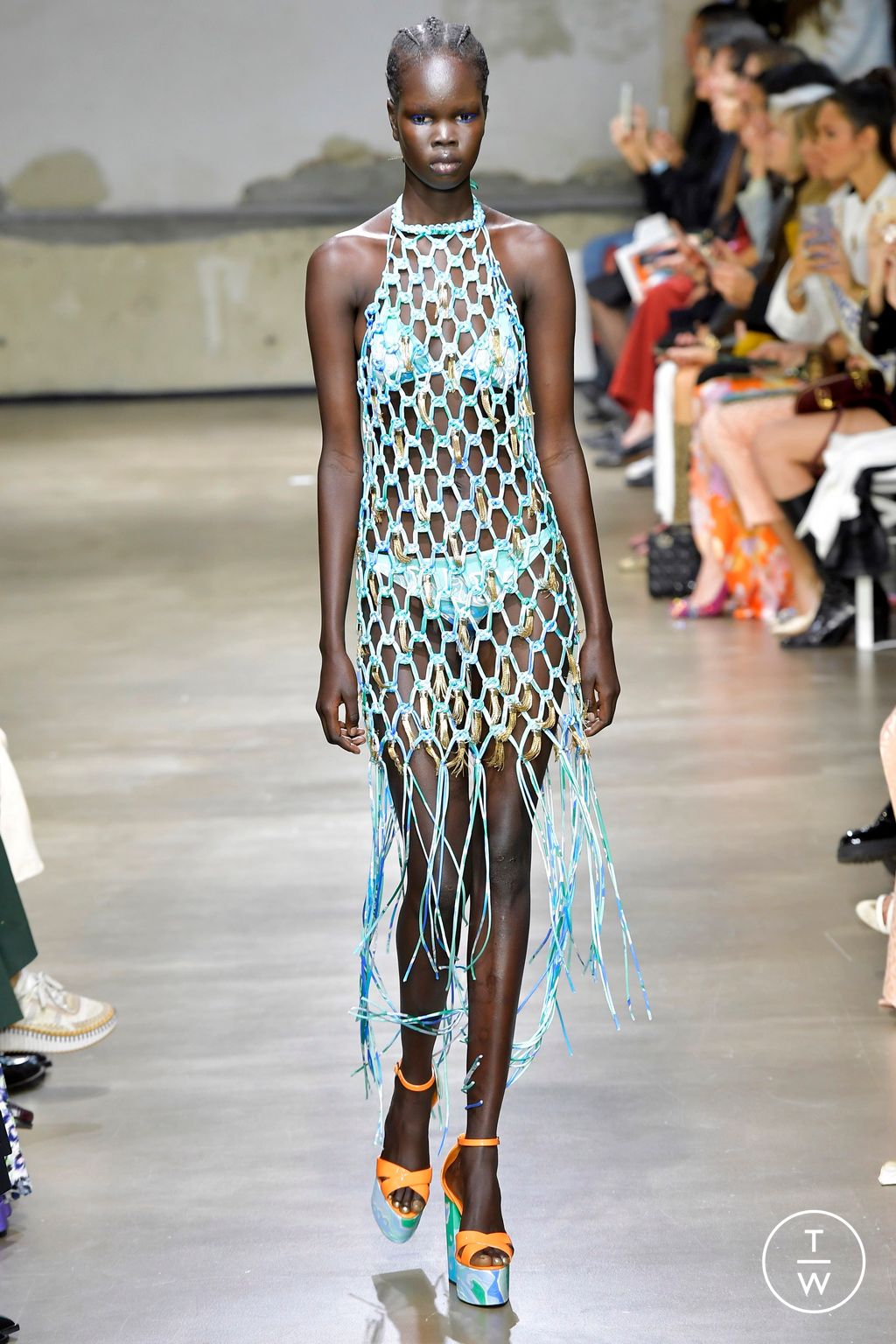 Fashion Week Paris Spring/Summer 2023 look 1 de la collection Leonard Paris womenswear