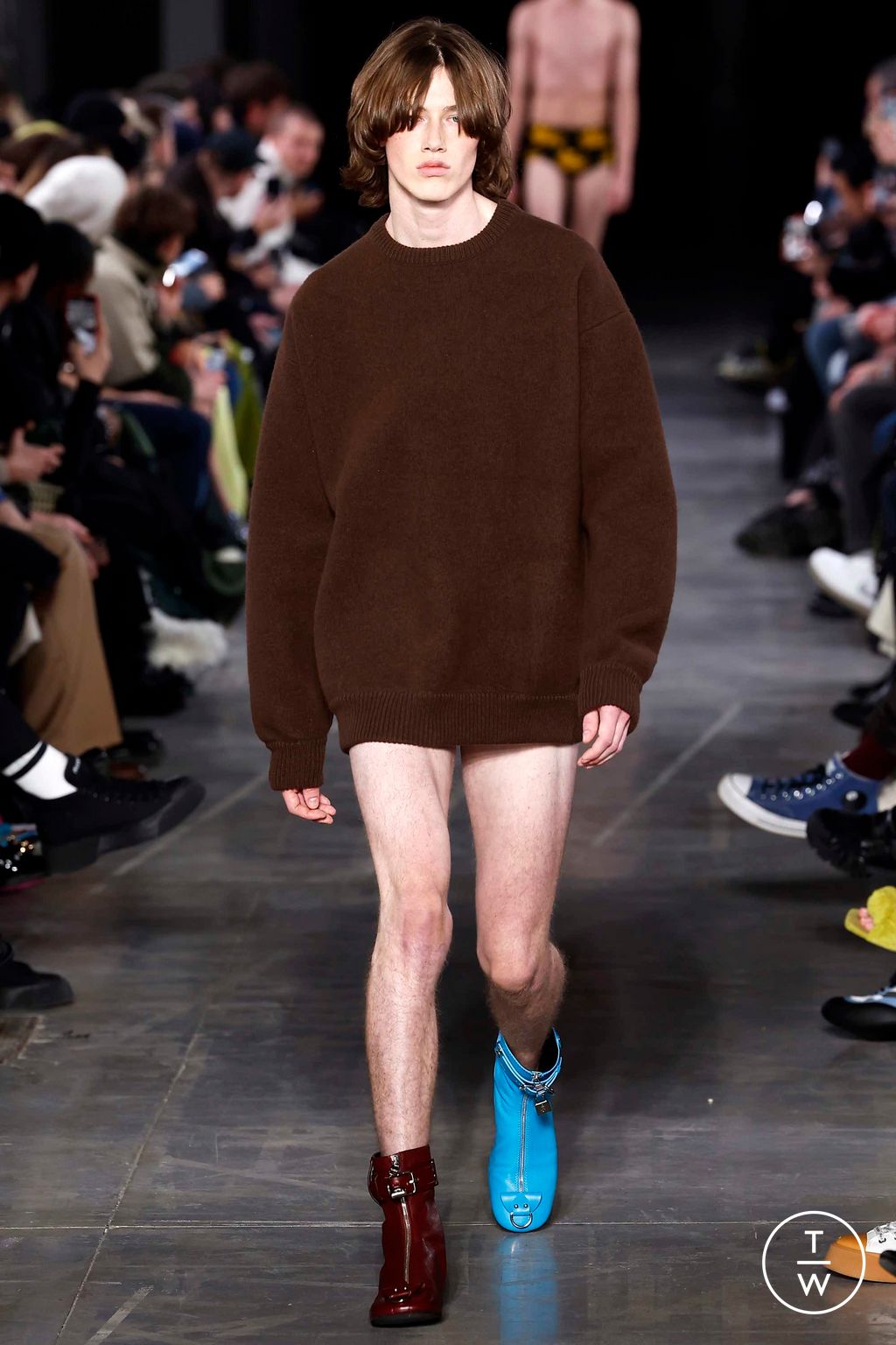 Fashion Week Milan Fall/Winter 2023 look 31 from the JW Anderson collection 男装