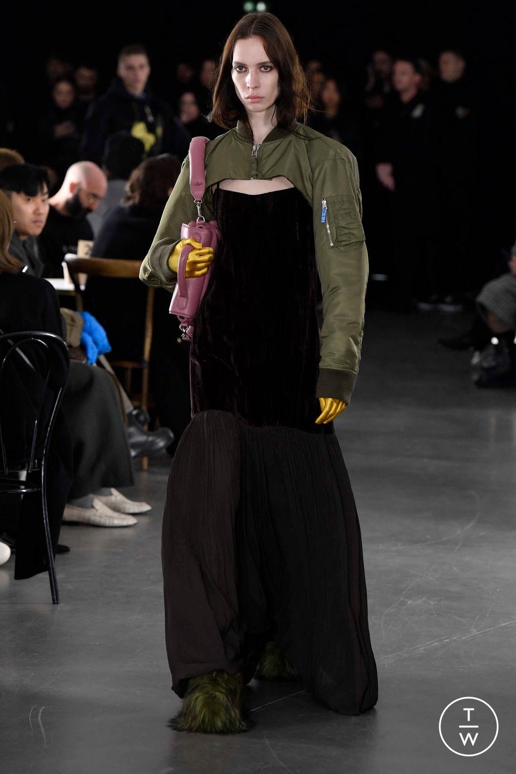 Fashion Week Paris Fall/Winter 2023 look 47 from the Maison Mihara Yasuhiro collection menswear