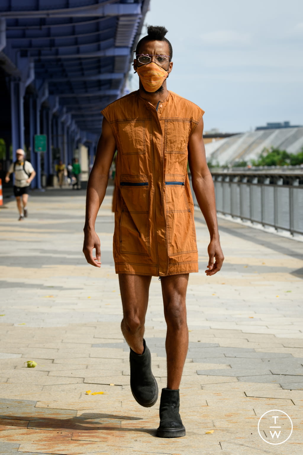 Fashion Week New York Spring/Summer 2021 look 7 from the Eckhaus Latta collection 女装