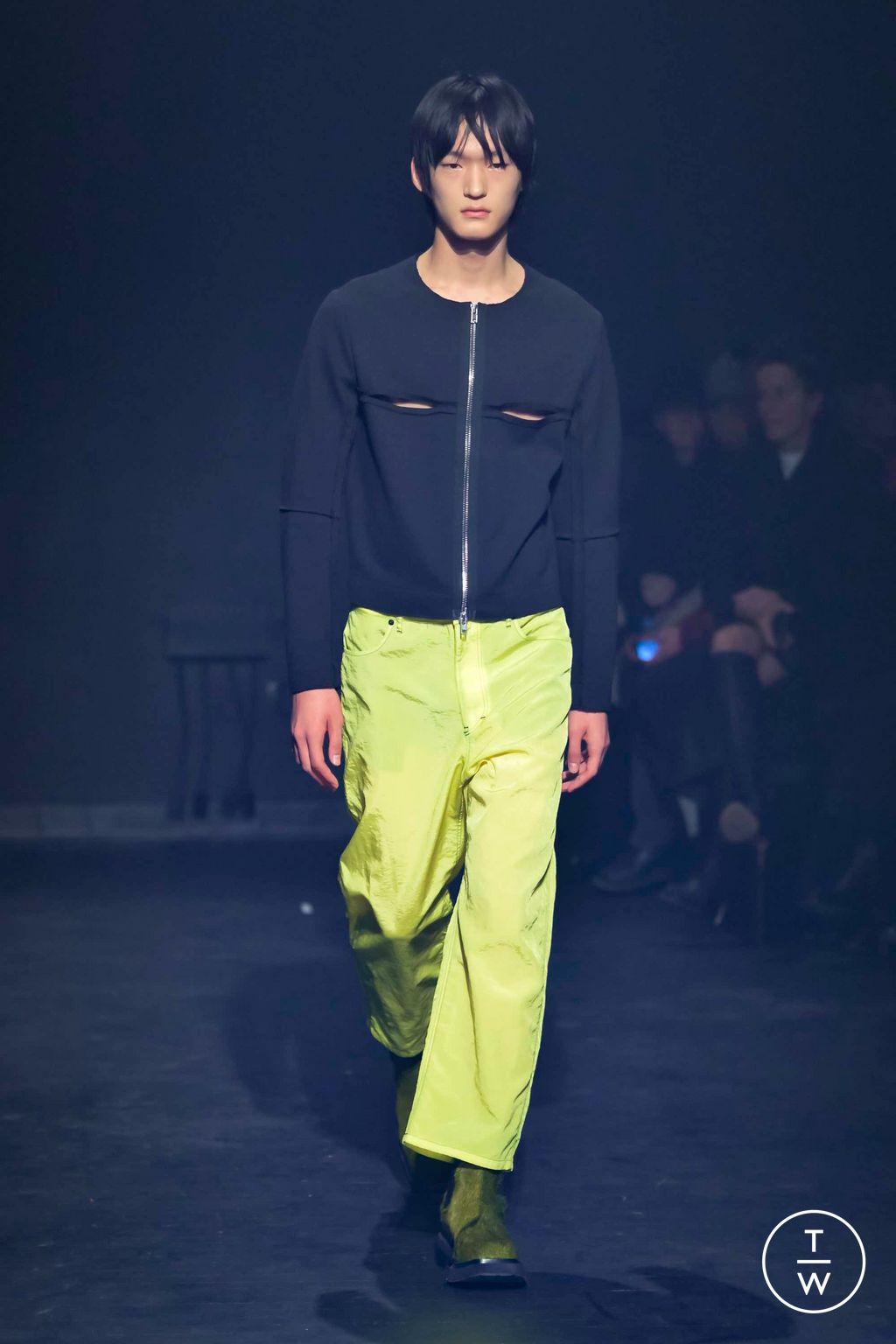 Fashion Week New York Fall/Winter 2023 look 5 from the Eckhaus Latta collection womenswear