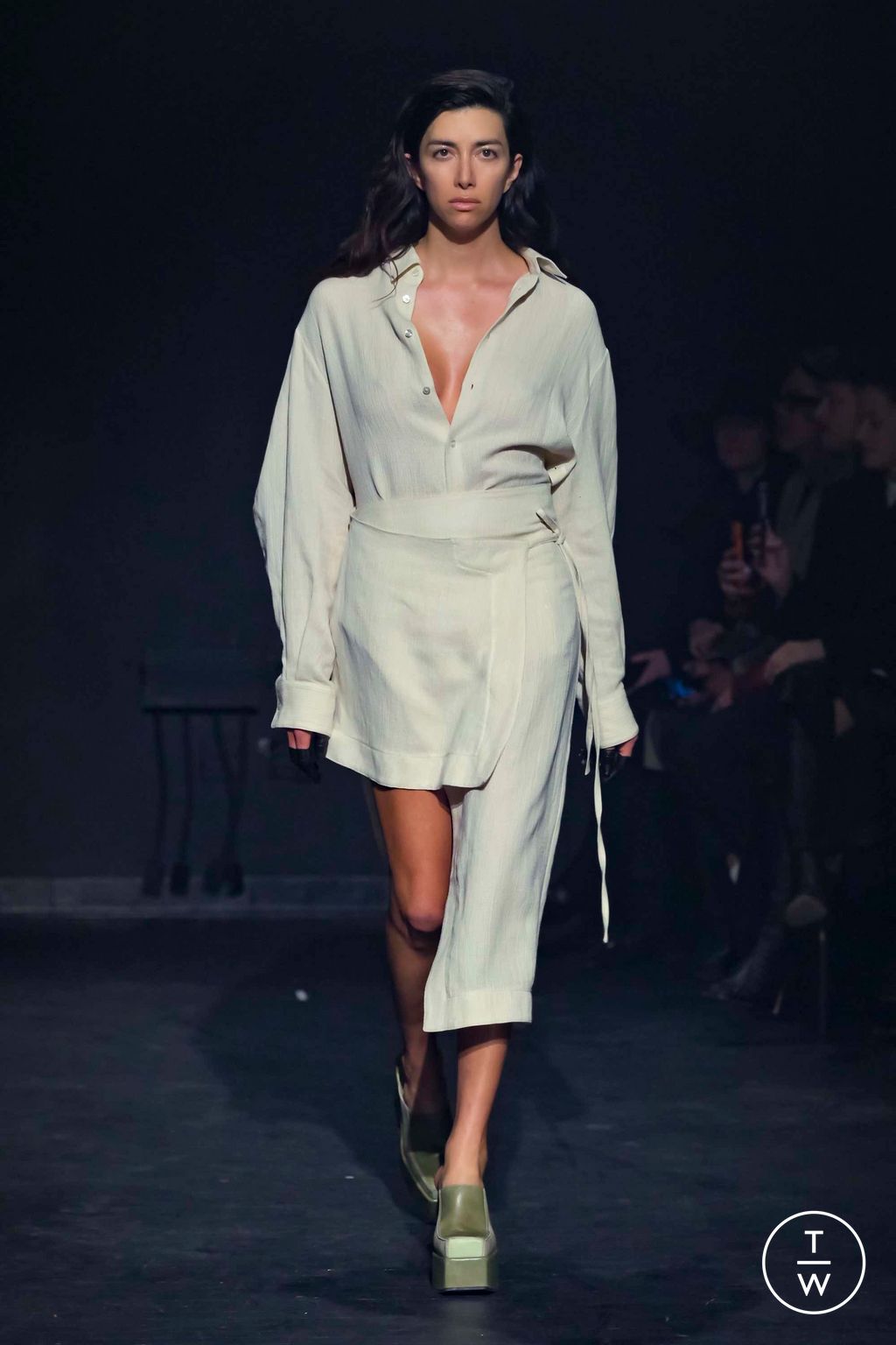 Fashion Week New York Fall/Winter 2023 look 21 de la collection Eckhaus Latta womenswear