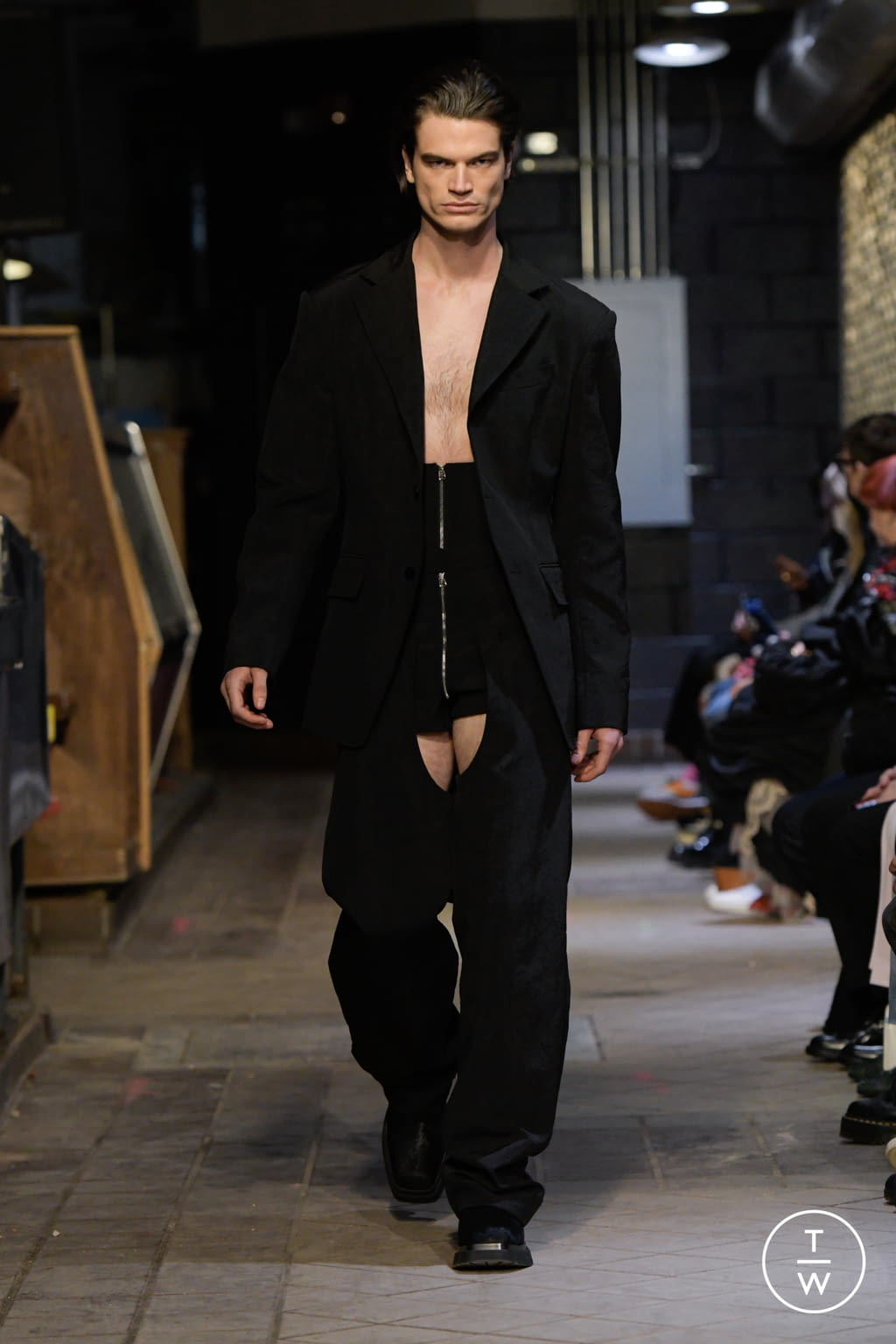 Fashion Week New York Fall/Winter 2022 look 29 from the Eckhaus Latta collection womenswear